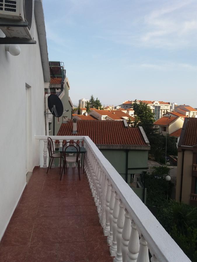 Mm * Budva